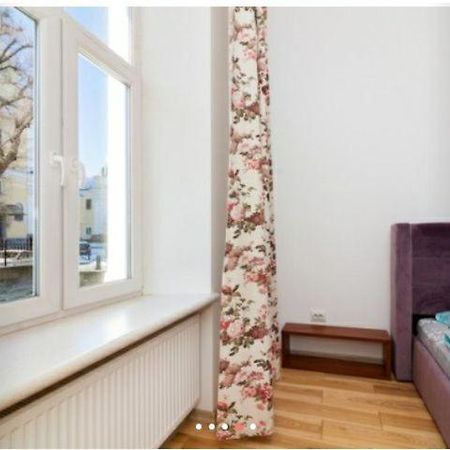 Три Кімнати Вулиця Грушевського 9 Центр Міста Львів Lägenhet Exteriör bild